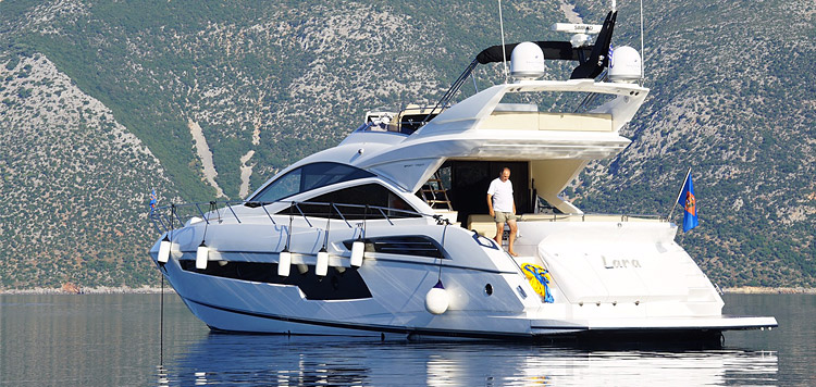 Sunseeker 68 Sport Yacht