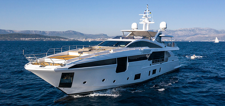 Azimut Grande 35 METRI