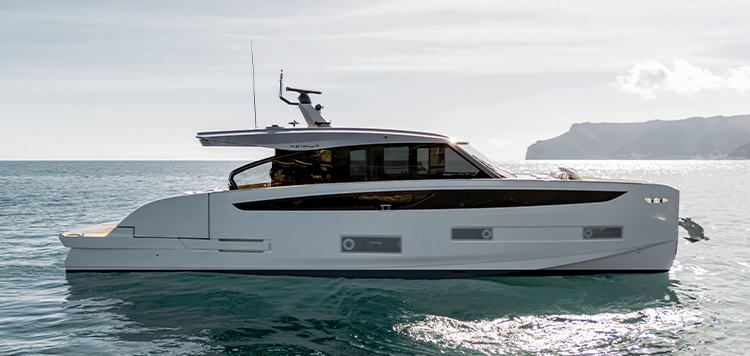Azimut Seadeck 6