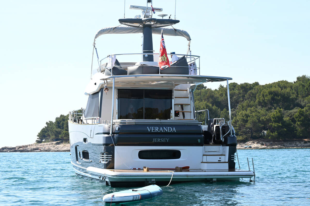 Exterior Magellano 53 2016