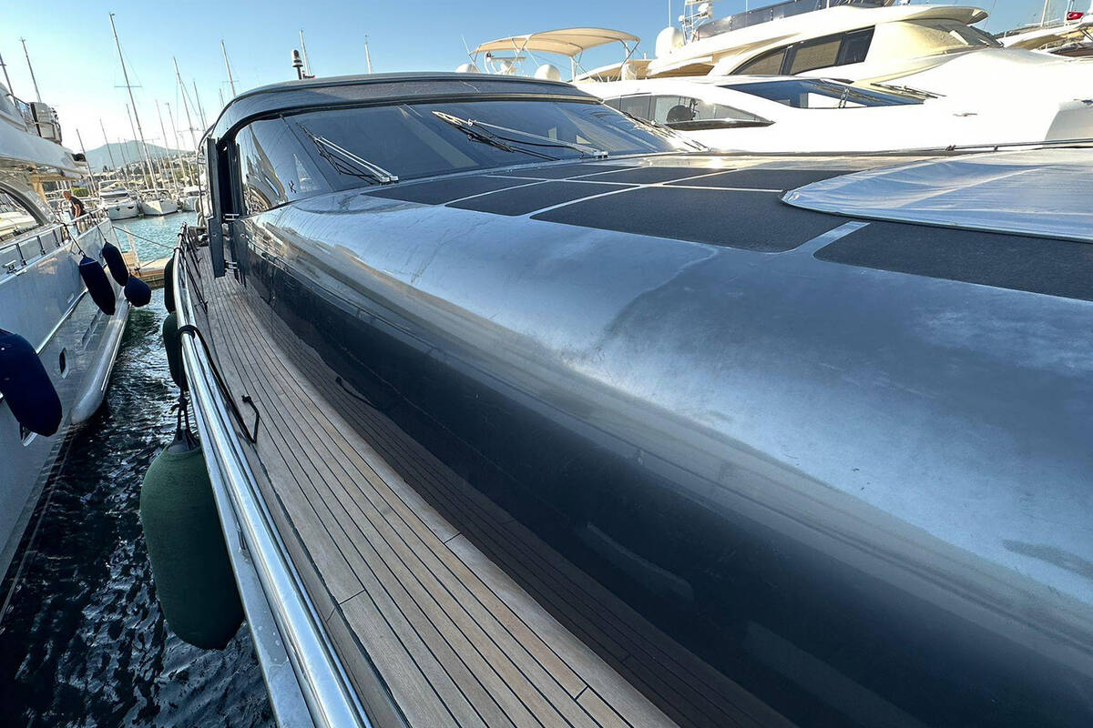 Side deck