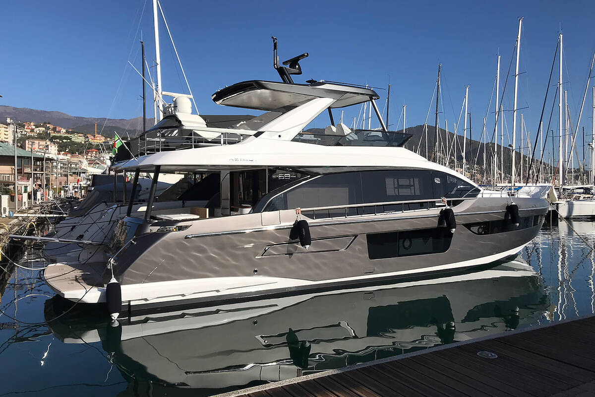 Екстер'єр Azimut 68 Fly <br/>M/Y Sunstroke 2021