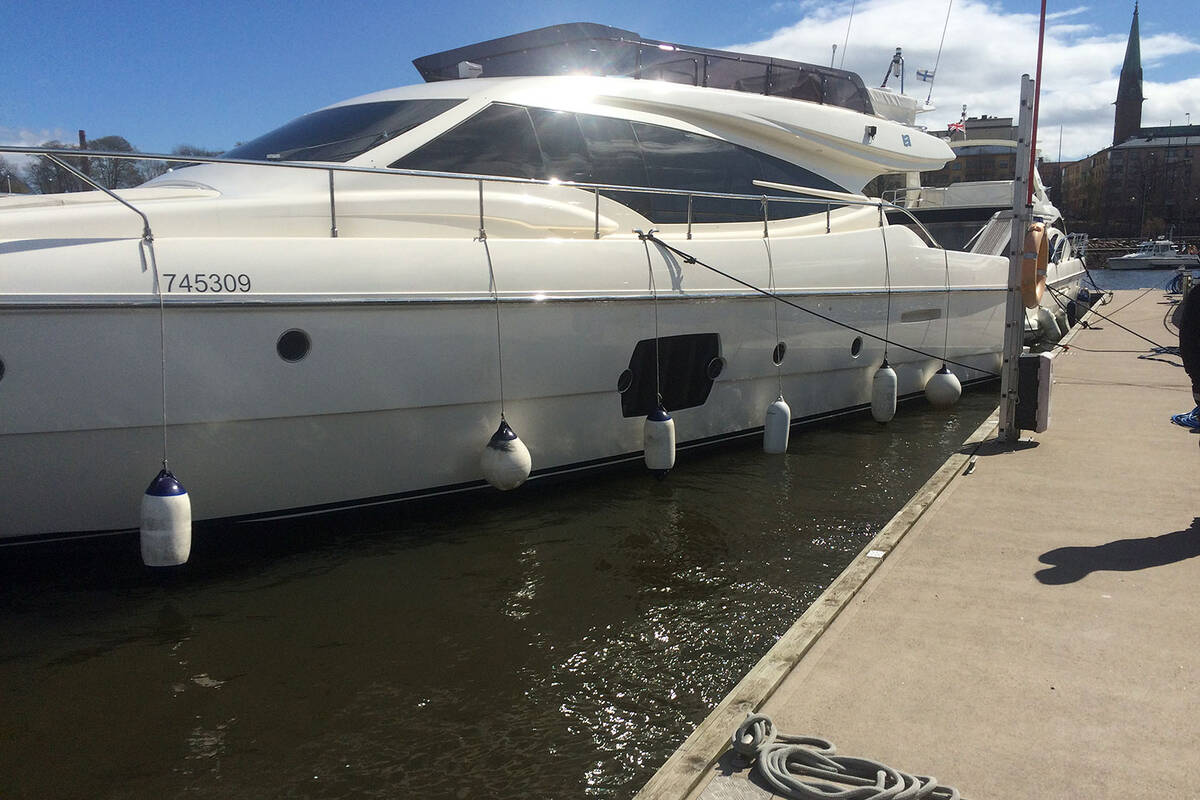 Exterior The Ferretti 620