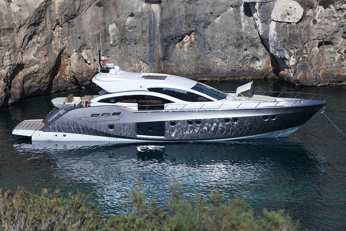 Exterior Sessa C68, 2011