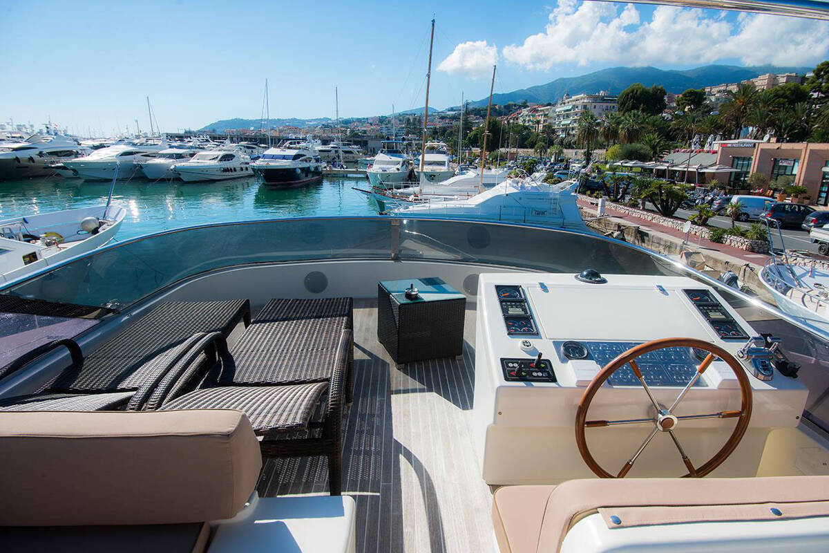 Flybridge