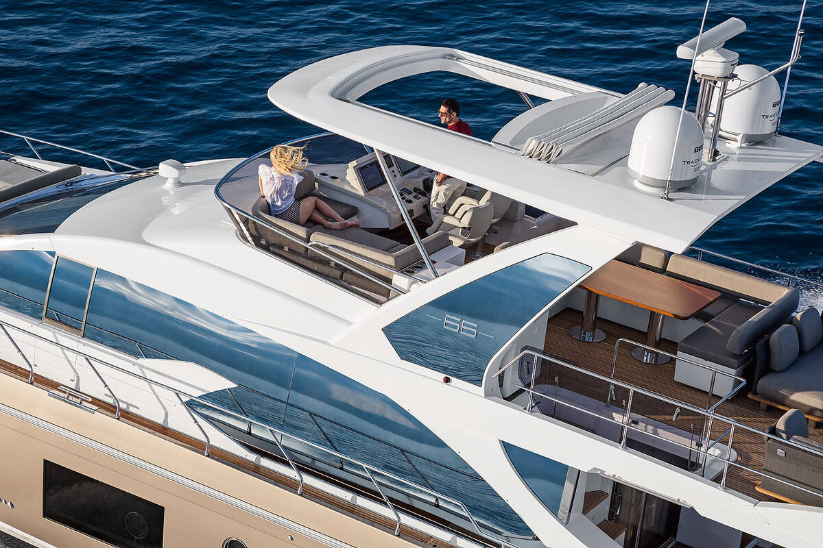 Екстер'єр Azimut 66