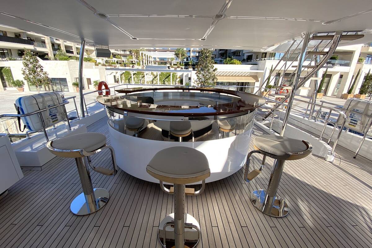 Flybridge