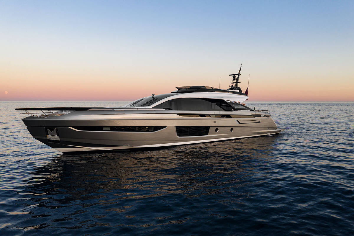 Екстер'єр Azimut Grande S10