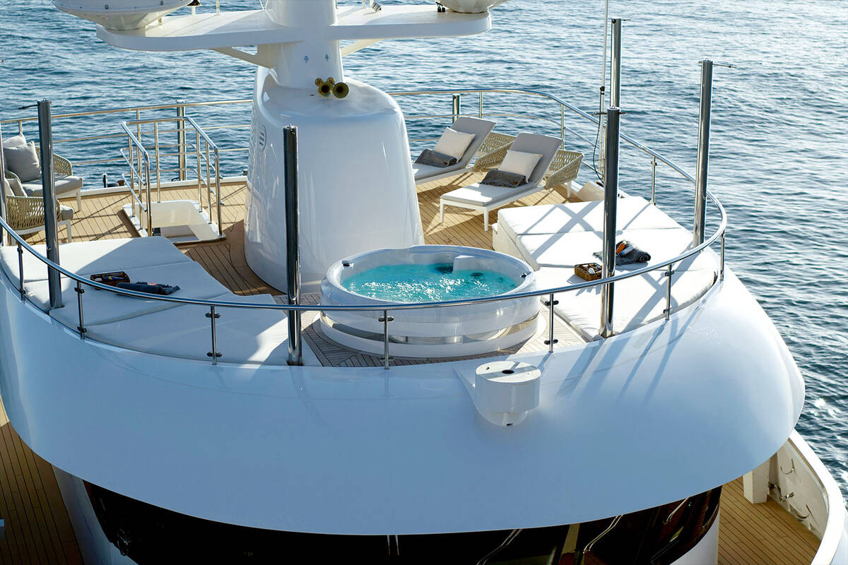 Sun deck