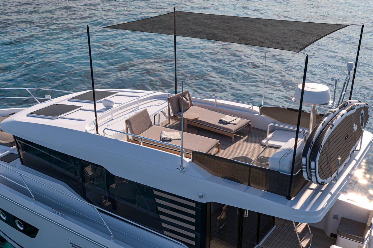 Upper deck