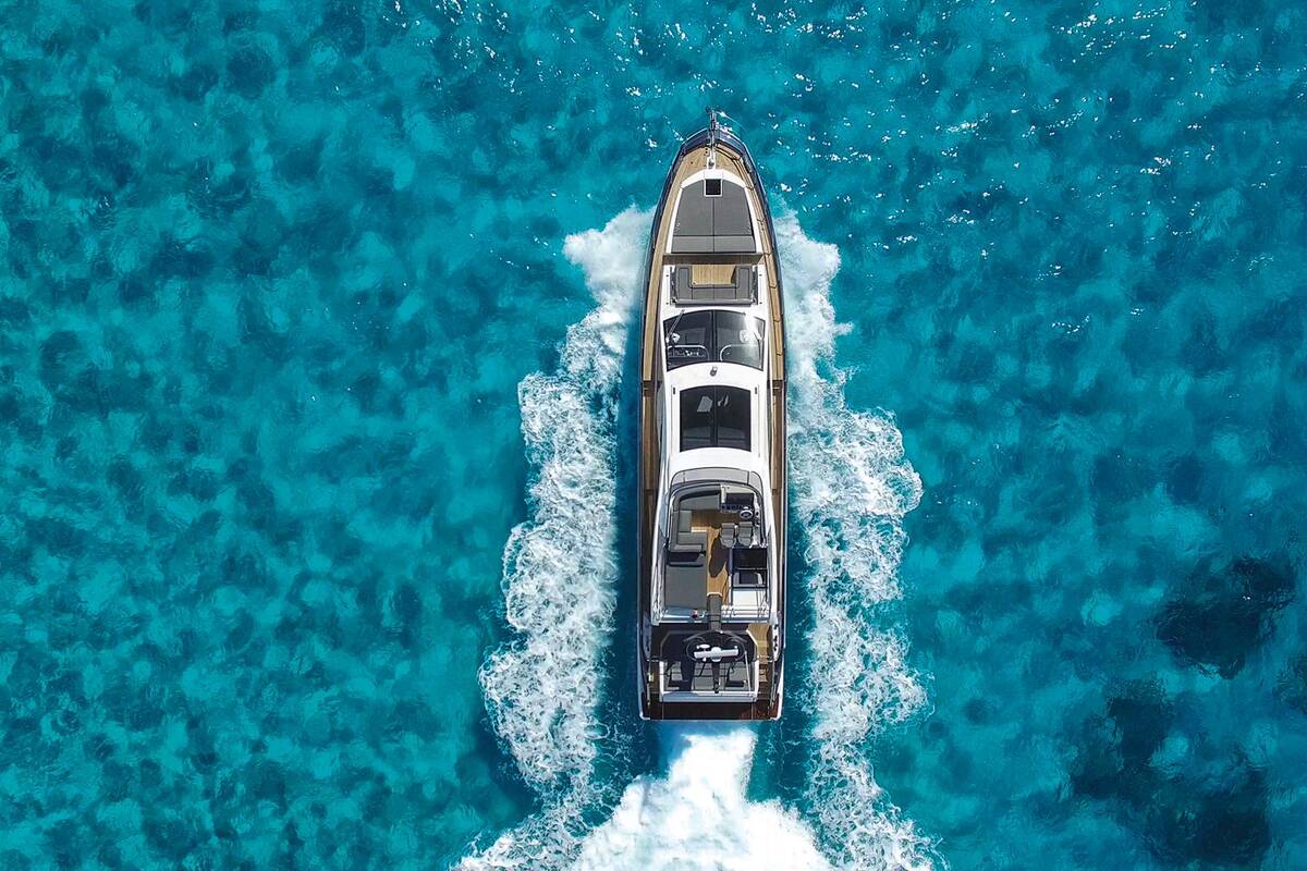 Екстер'єр Azimut S7