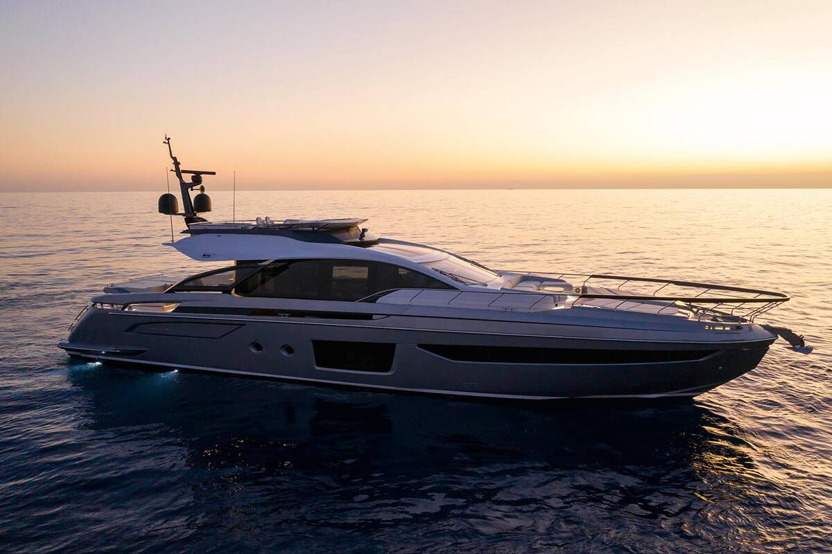 Екстер'єр Azimut S8