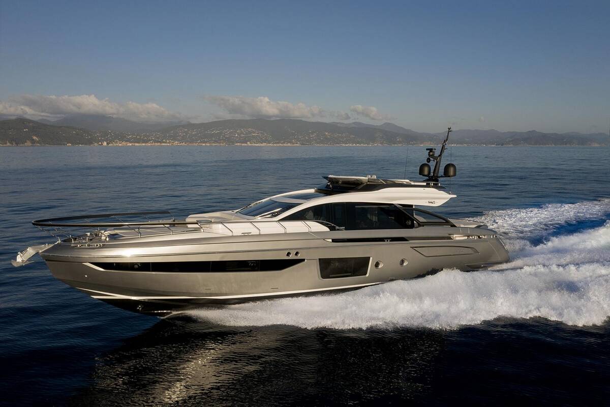 Екстер'єр Azimut S8