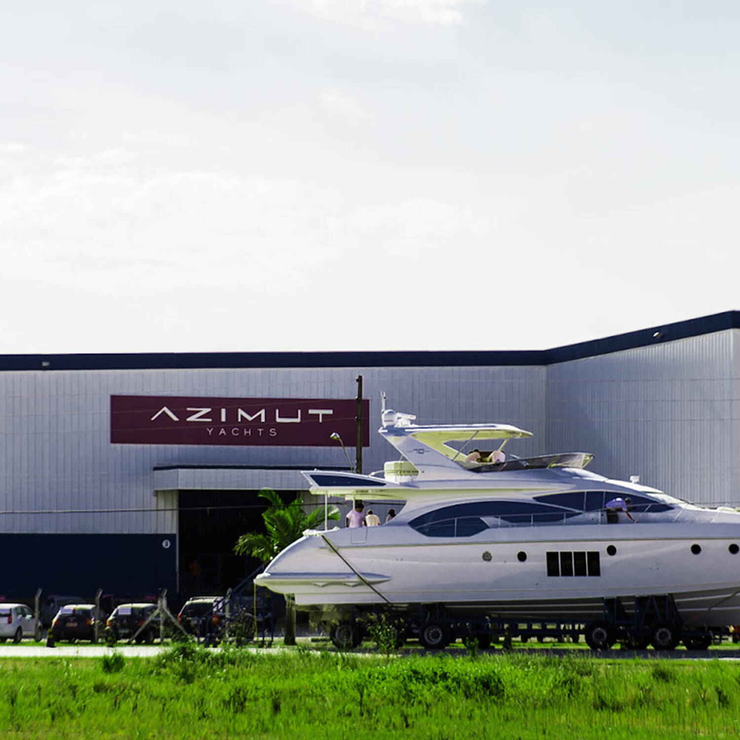 Azimut Yachts: Відновлення роботи верфі