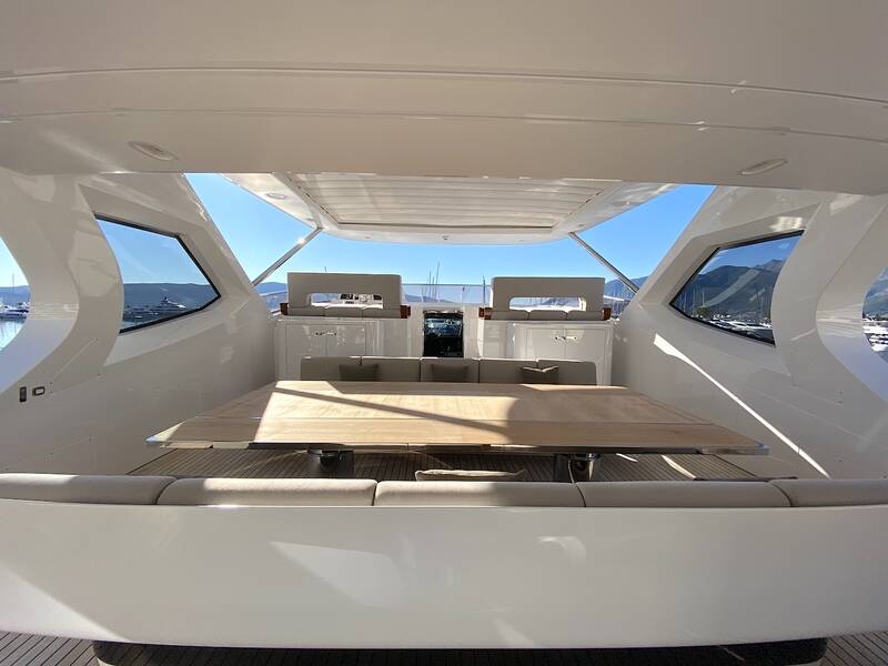Flybridge