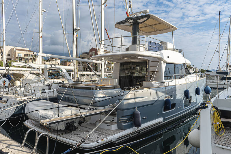 Exterior Magellano 53