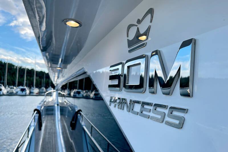 Екстер'єр Princess 30M M/Y AFON 