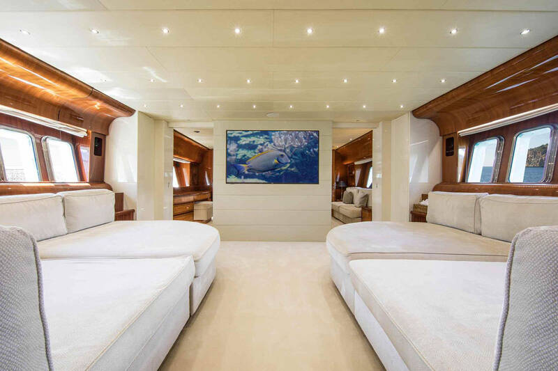 Master cabin M/Y CITA