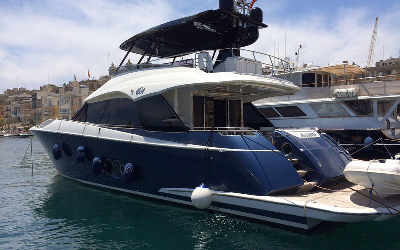Exterior MCY 65 2012