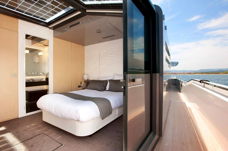 Guest cabin