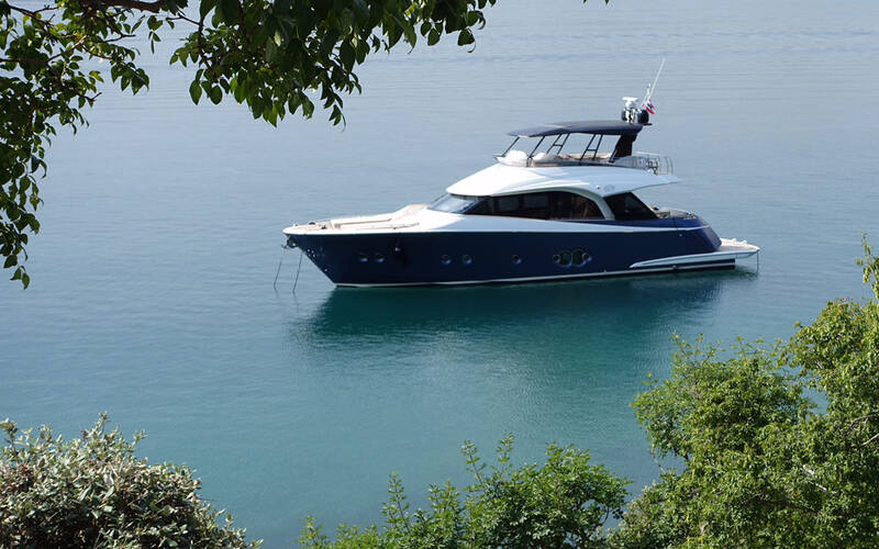 Exterior MCY 65 2012