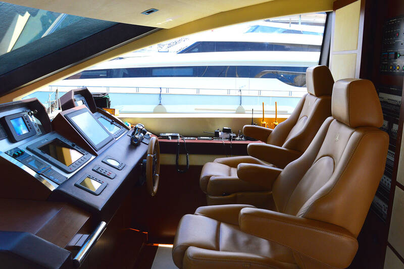 Azimut 95 M/Y JESTER - refit 2017