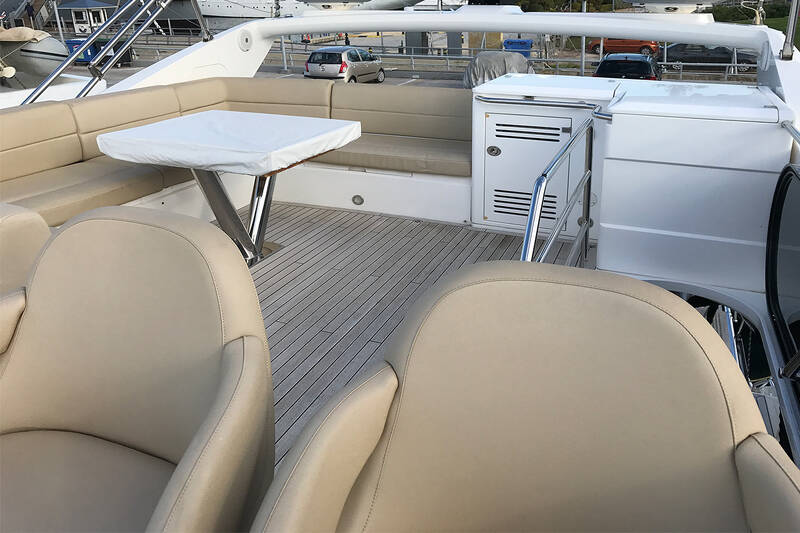 Flybridge