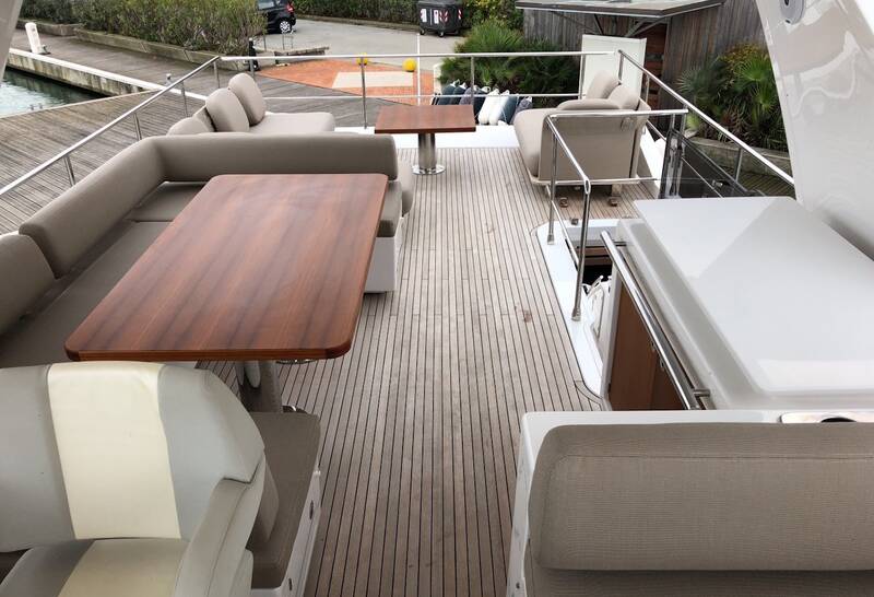 Flybridge