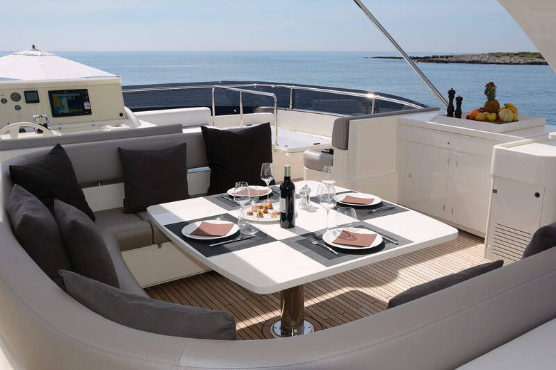 Flybridge