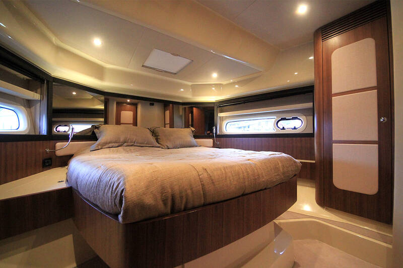 Owner's bow cabin