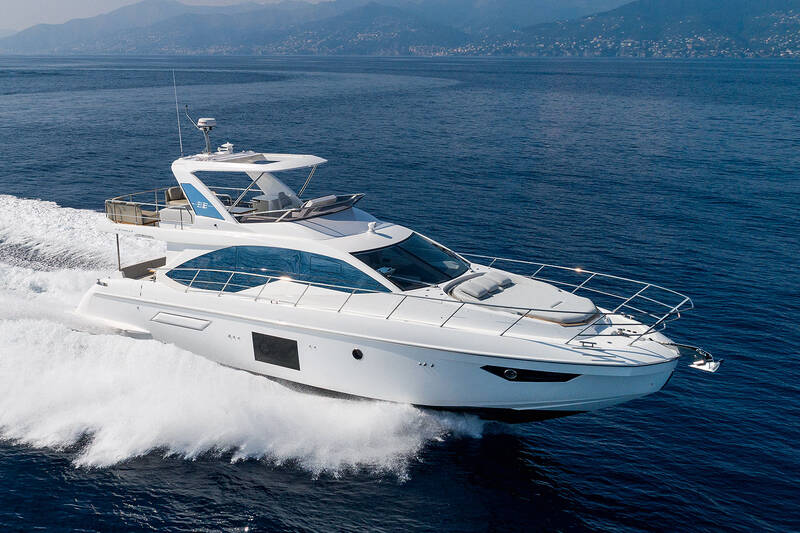 Екстер'єр Azimut 55 Fly 2018