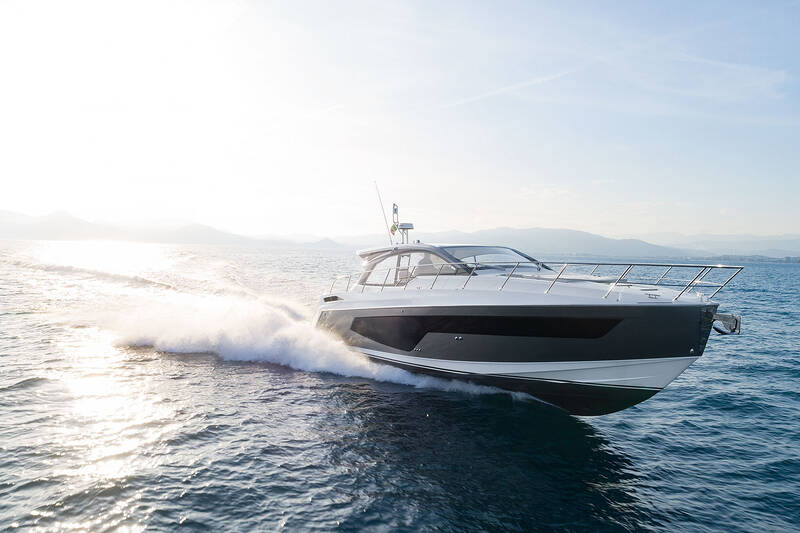 Екстер'єр Atlantis 51