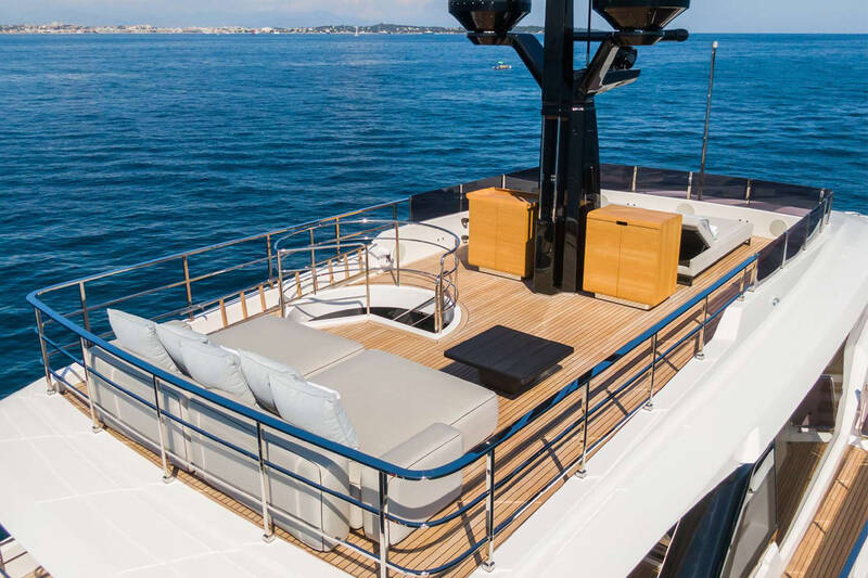 Sundeck