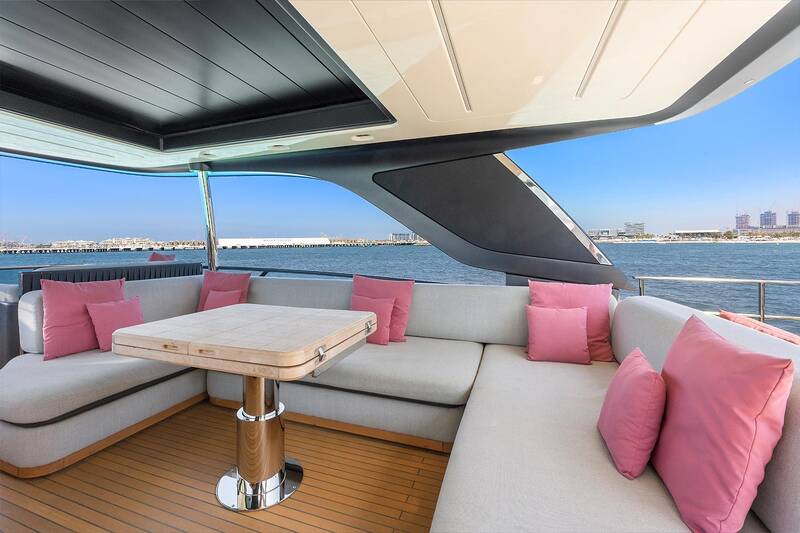Flybridge 