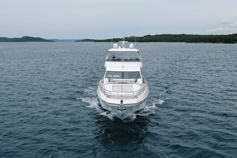 Exterior Azimut Grande 25 METRI M/Y "VIVA"