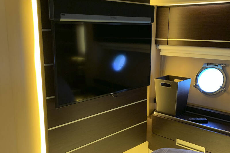 VIP cabin 