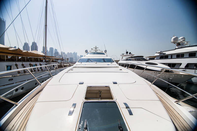 Azimut 98 Leonardo