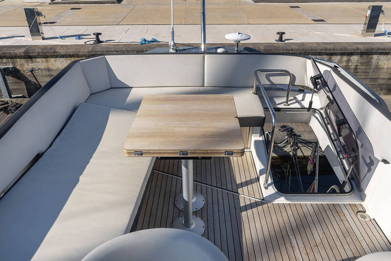 Flybridge