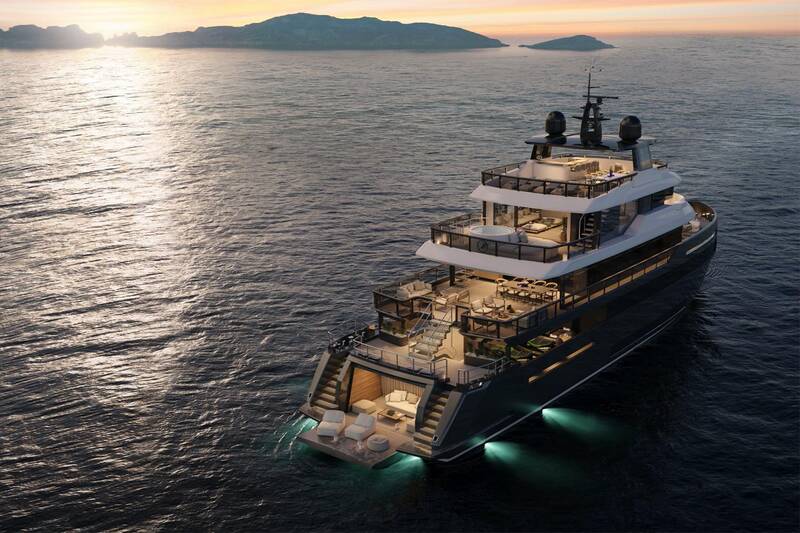 Пляжний клуб в кормовій частині судна