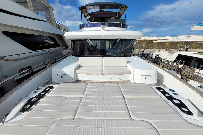 Lounge area on bow