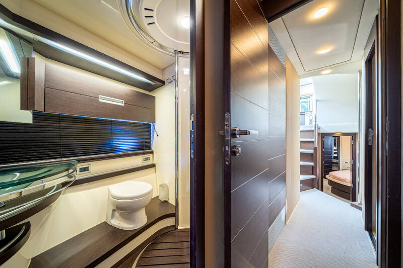 Lower deck