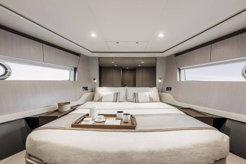 Bow VIP cabin