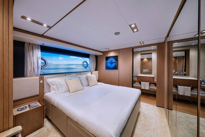 Double guest cabin 1
