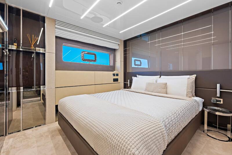 VIP cabin 