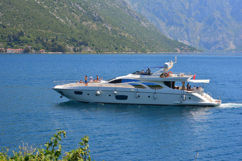 Екстер'єр Azimut 98 Leonardo