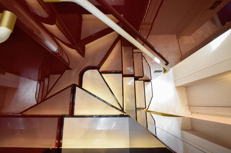 Steps to lower deck