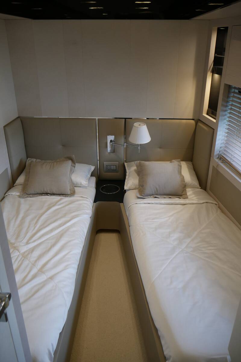 Guest cabin