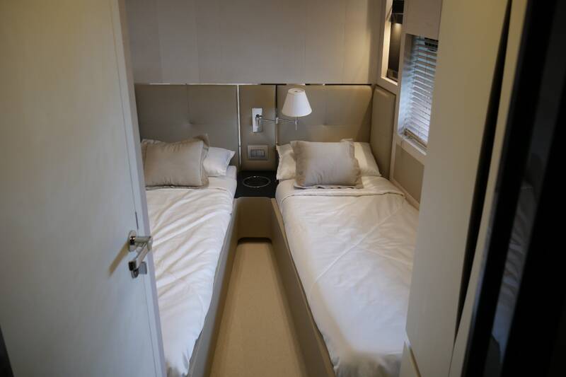 Guest cabin