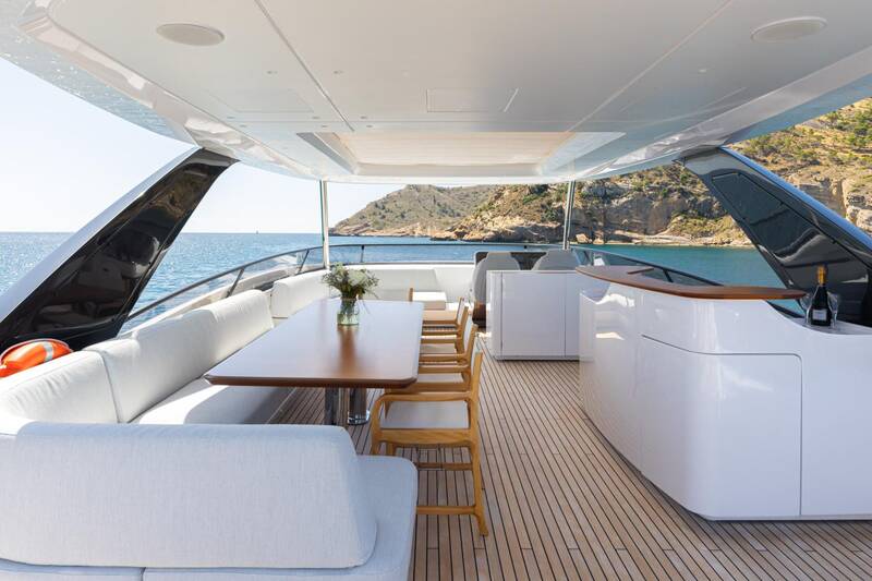 Flybridge lounge area
