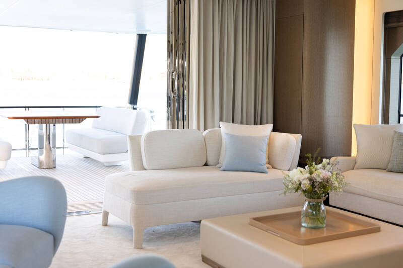 Lounge area in main salon